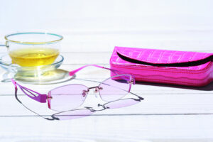 プロが選ぶあなただけの「彩美」オリジナルメガネ